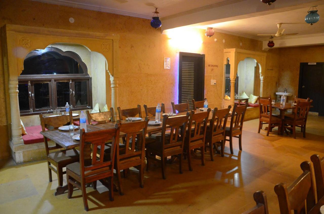 Hotel Prince-Near Jaisalmer Fort Екстер'єр фото