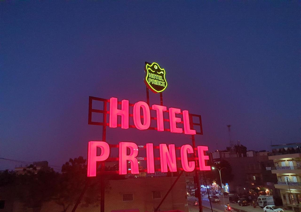 Hotel Prince-Near Jaisalmer Fort Екстер'єр фото
