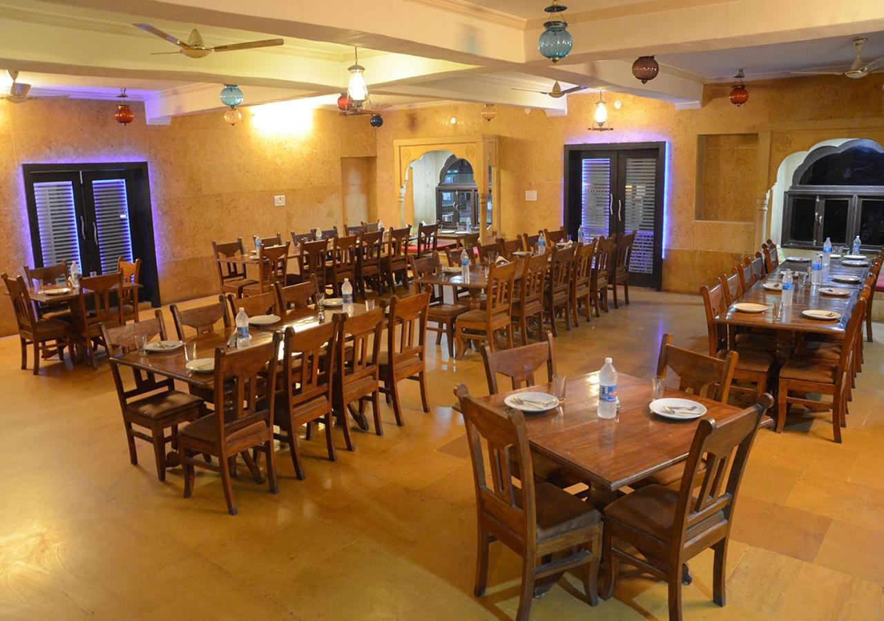 Hotel Prince-Near Jaisalmer Fort Екстер'єр фото