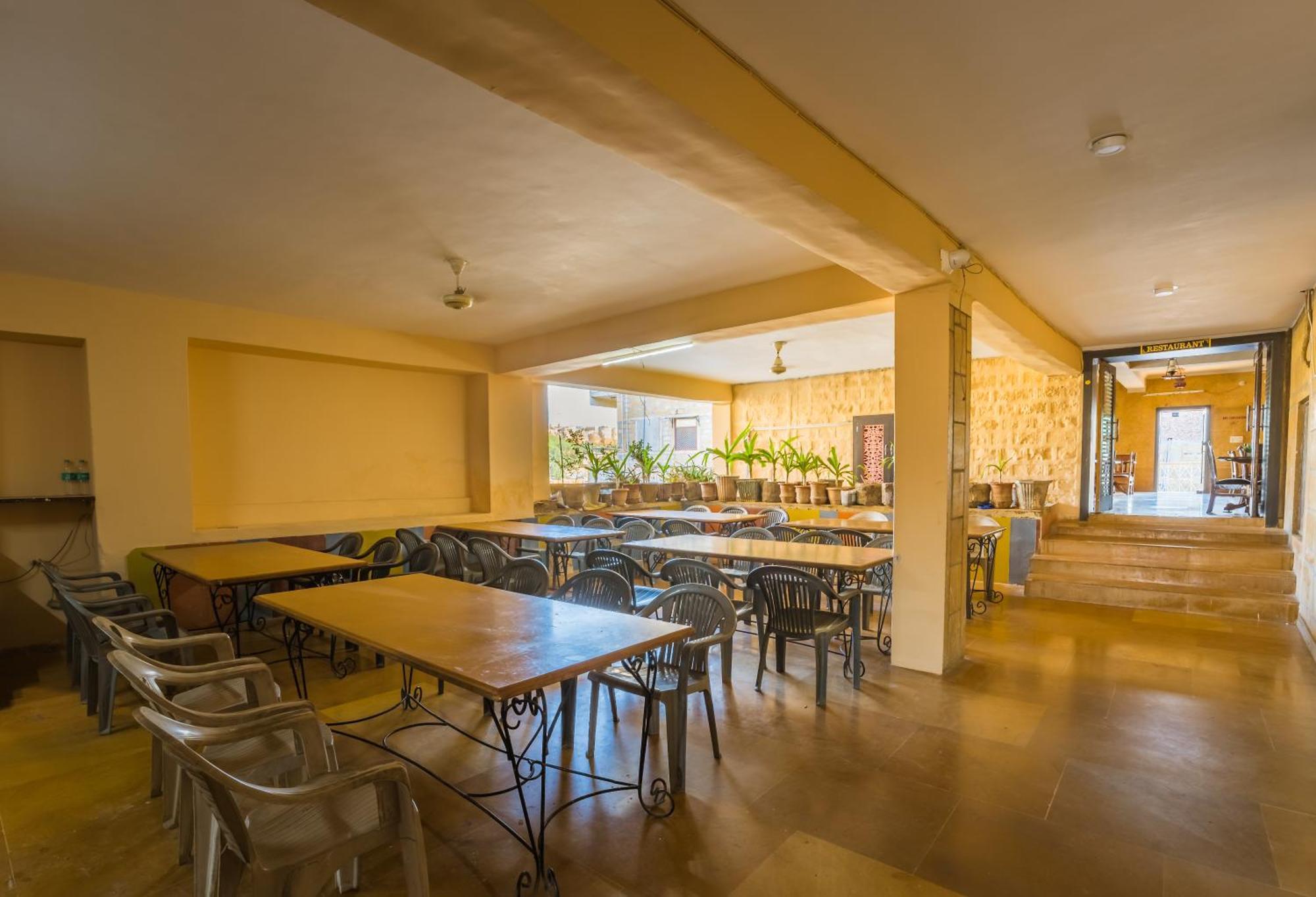 Hotel Prince-Near Jaisalmer Fort Екстер'єр фото