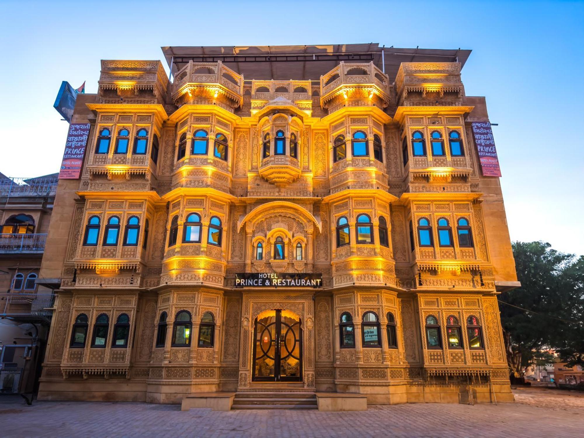 Hotel Prince-Near Jaisalmer Fort Екстер'єр фото