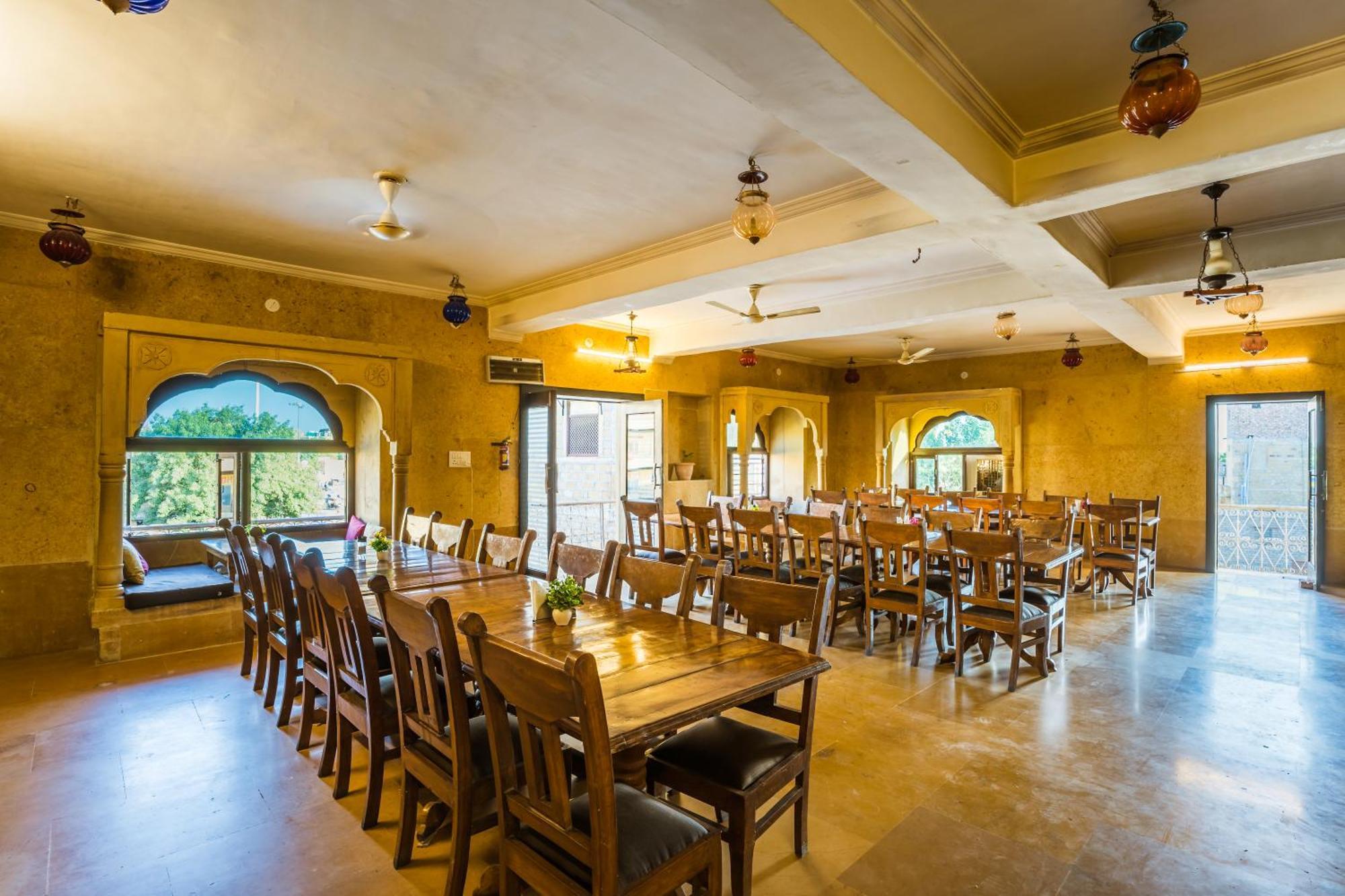 Hotel Prince-Near Jaisalmer Fort Екстер'єр фото