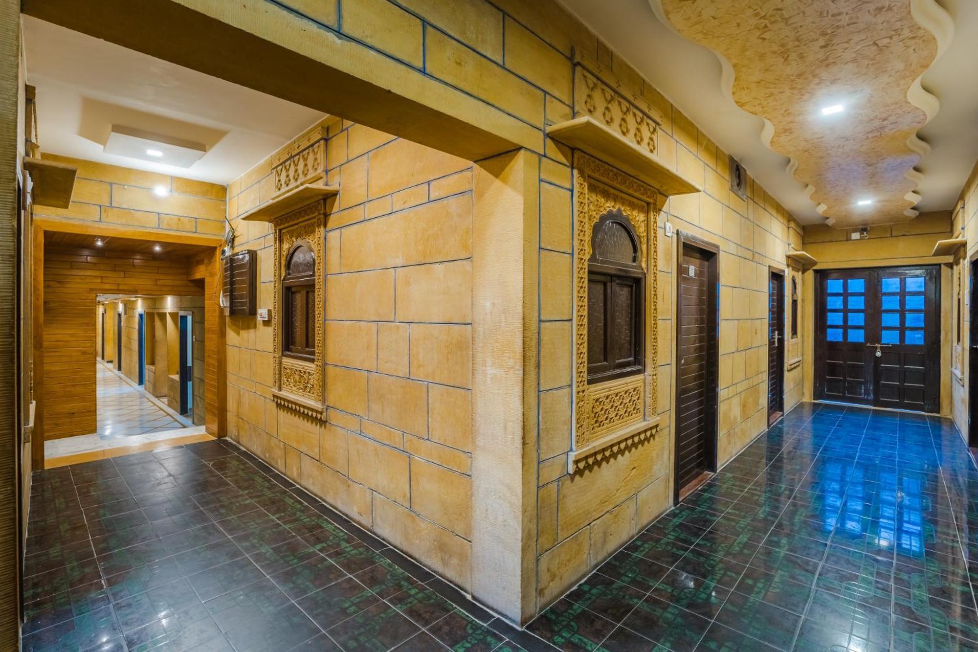 Hotel Prince-Near Jaisalmer Fort Екстер'єр фото
