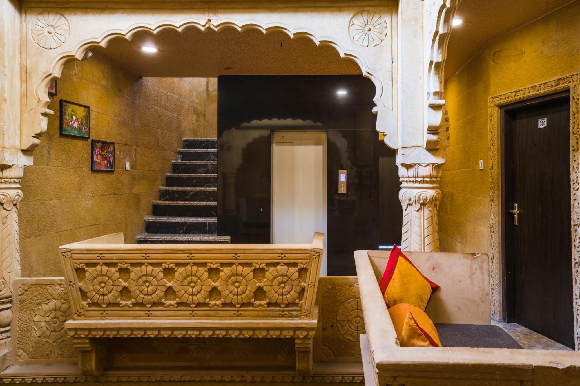 Hotel Prince-Near Jaisalmer Fort Екстер'єр фото