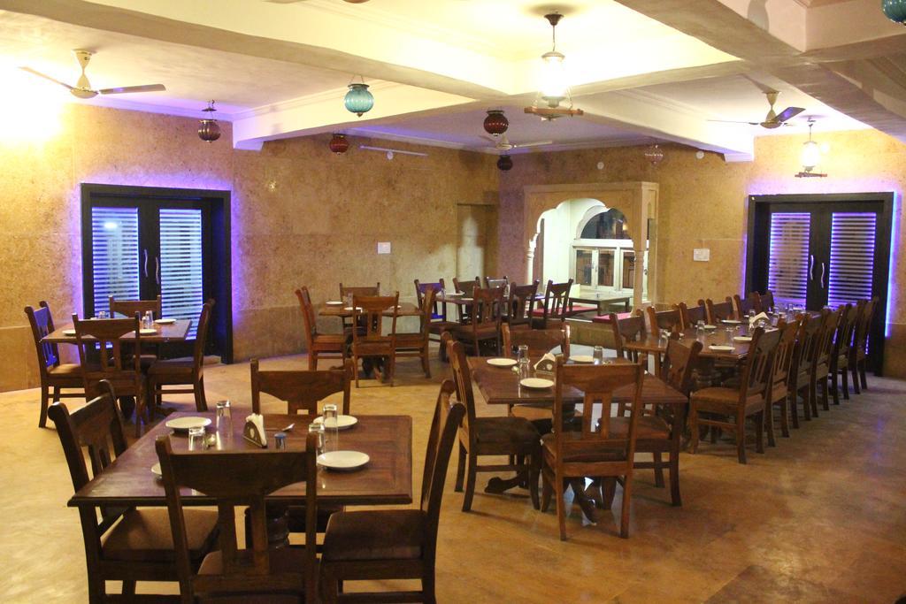 Hotel Prince-Near Jaisalmer Fort Екстер'єр фото