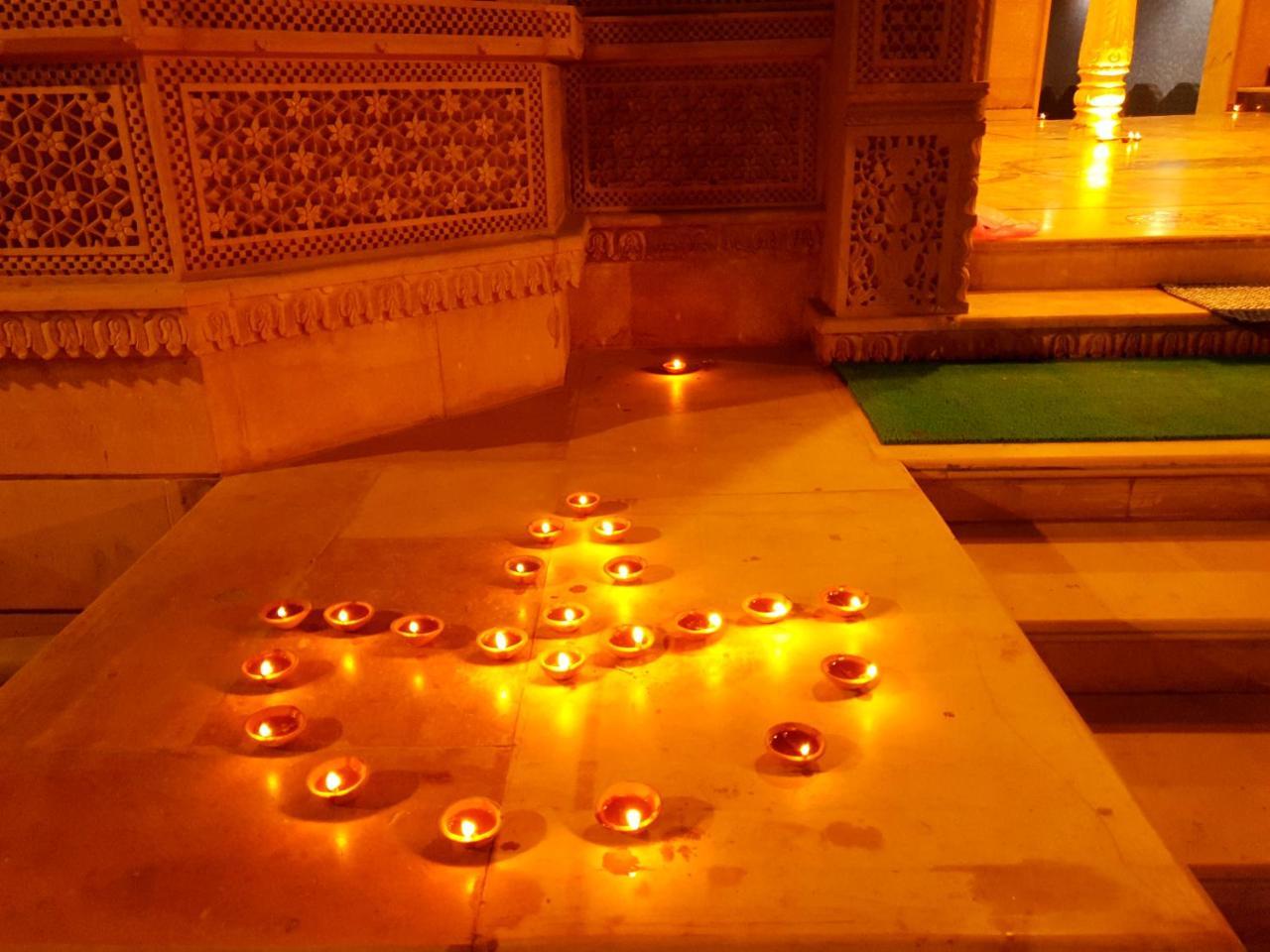 Hotel Prince-Near Jaisalmer Fort Екстер'єр фото