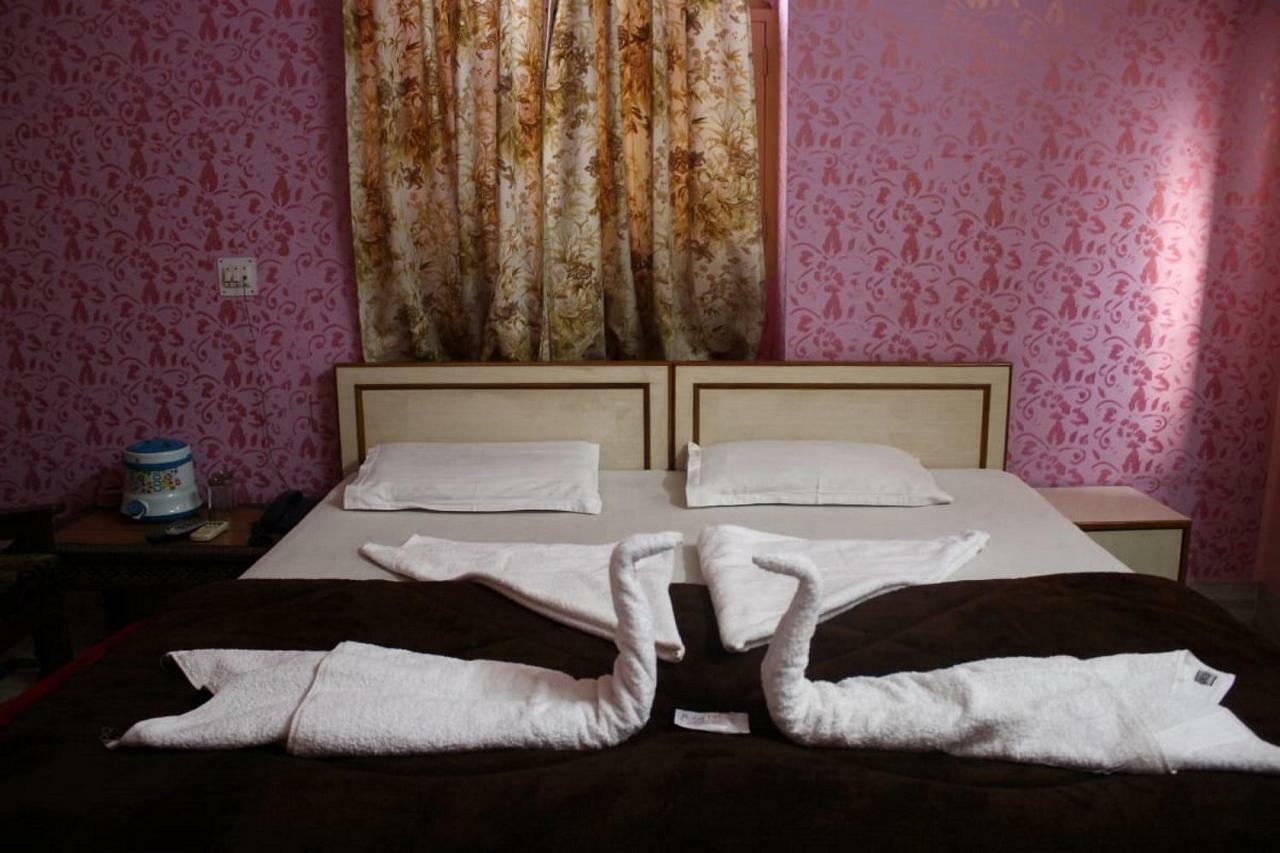 Hotel Prince-Near Jaisalmer Fort Екстер'єр фото